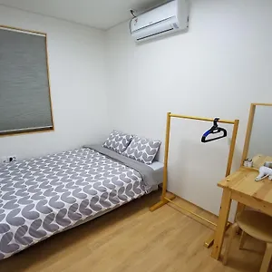 Bong ** Jeju