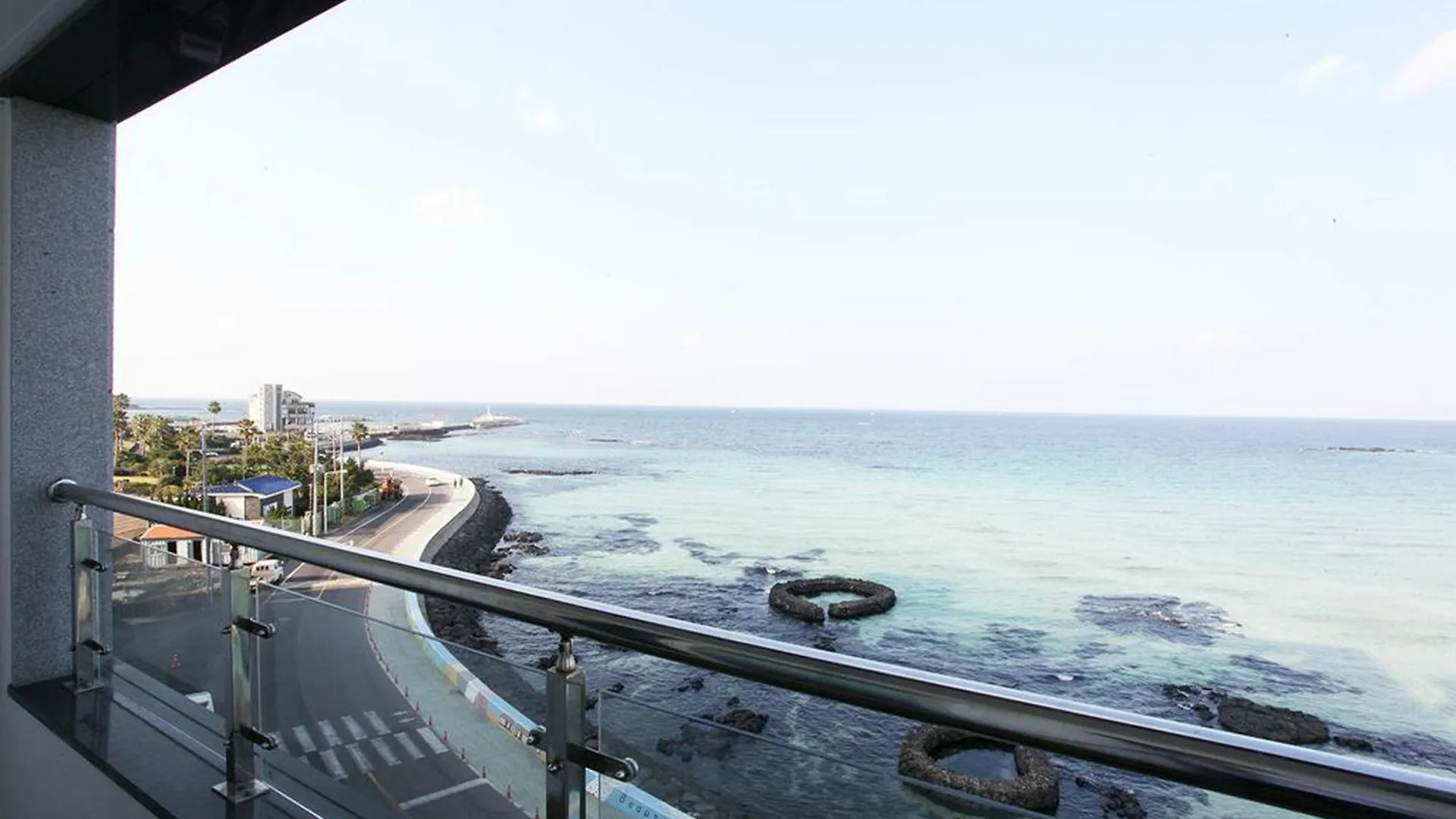 Poem House Aparthotel Jeju